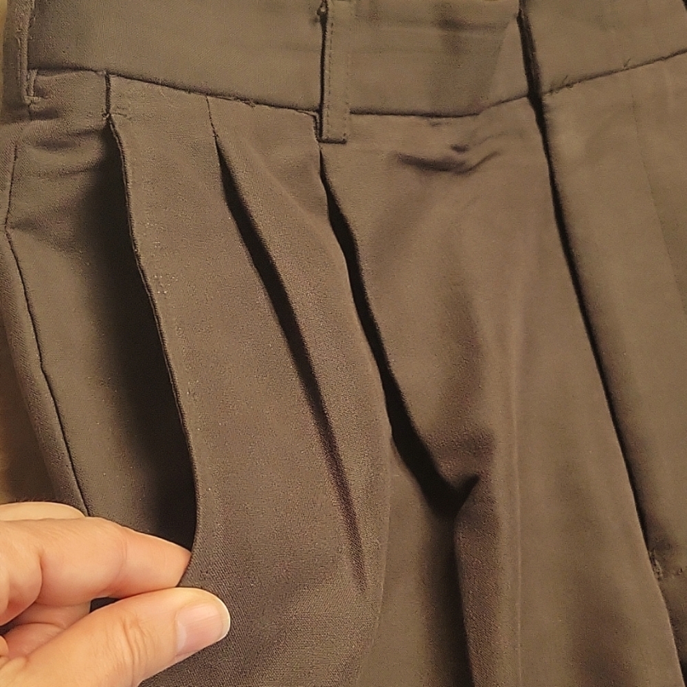 Beautiful & Soft Perry Ellis Dark Olive Front Pleated Men's Slacks, 32/31 - Picture 6 of 12